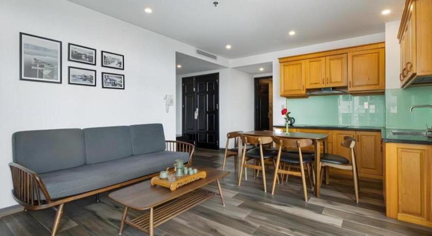 J&B Hotel & Apartment Da Nang Esterno foto